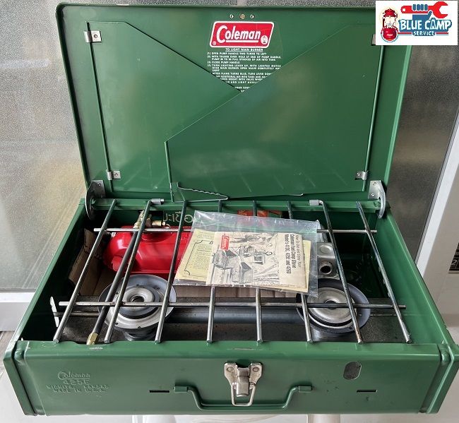 เตาน้ำมัน Coleman 2 Burner 425E Compact Stove Made in USA ปีผลิต 8