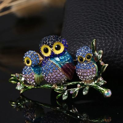 Morkopela Three Owl Brooches New Vintage Multi Color Enamel Bird Hat Scarf Broaches Pins Wedding Accessories for Women