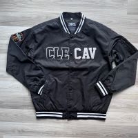 เสื้อผ้าบอลที่นิยมมากที่สุด เสื้อแจ็คเก็ตบาสเก็ตบอลทีม CLECAV ป้าย NBA (L)