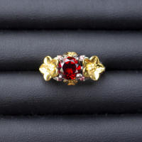 แหวนพลอยโกเมนจันทบุรี (Garnet) เรือนเงินแท้92.5%ชุบทองคำขาว พลอยสีแดงอมน้ำตาล เนื้อใส ไซส์นิ้ว 54 เบอร์ 7 US มีใบรับประกันสินค้า