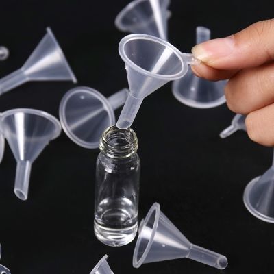 1PCS Plastic small Funnel Small Mouth Liquid Oil Funnels for Laboratory Supplies Tools School Empty Bottle Packing Tool