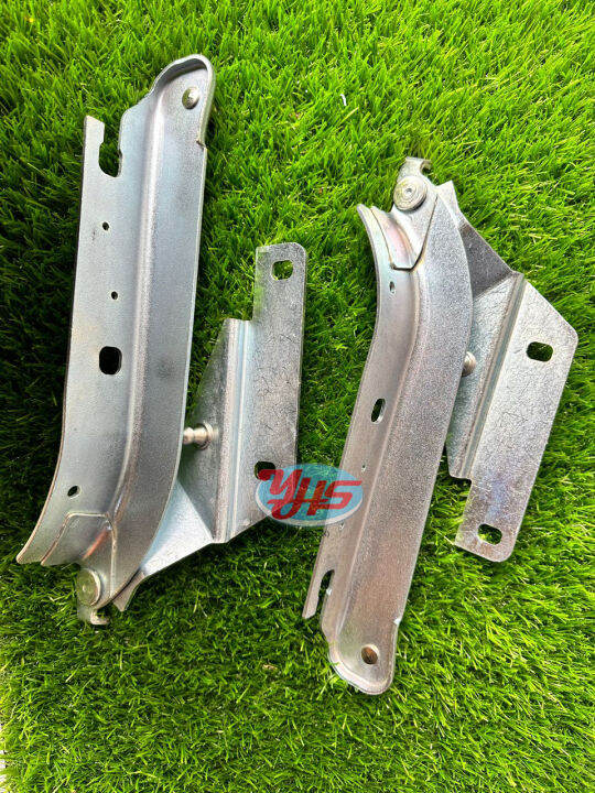NEW FERRARI CALIFORNIA HINGE RH LH ORIGINAL PARTS (69994300 /