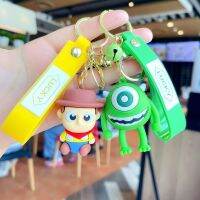 HJMG คนรักเสน่ห์เครื่องประดับพวงกุญแจตุ๊กตา Mike Wazowski พวงกุญแจห้อยกระเป๋าตุ๊กตาห้อยของหมีของขวัญสตรอเบอร์รี่พวงกุญแจอะนิเมะบัซไลท์เยียร์จี้พวงกุญแจพวงกุญแจ Hudy