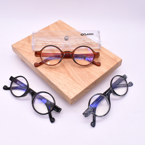 leon-eyewear-แว่นสายตายาวเลนส์มัลติโค้ด-แว่นอ่านหนังสือ-ทรงวินเทจ-หน้ากลม-รุ่น-rp11