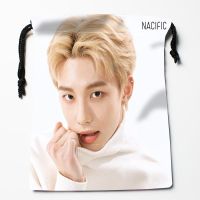 Han Jisung/Hwang Hyunjin Drawstring Bags Print 18X22CM Soft Satin Fabric Resuable Storage Storage Clothes Bag Shoes Bags 0414