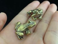 【CW】 Lot of 2Frog AmuletThai Amulets forShui Lucky Business WealthPocket Charm MiniatureFrog Fi