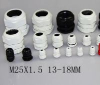 M25X1.5 13-18มม. สายเคเบิลต่อมไนลอนพลาสติกกันน้ำปะเก็นสายเคเบิลพลาสติกต่อม50ชิ้น