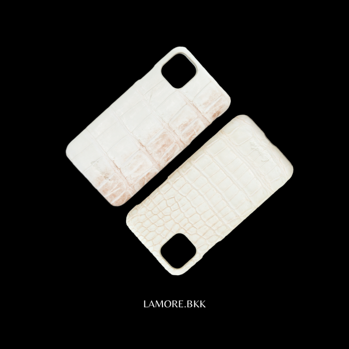 lamore-bkk-genuine-crocodile-leather-phone-case-เคสหนังจระเข้แท้-สี-white-himalayan-instyle