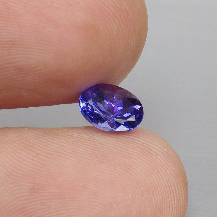 พลอย-แทนซาไนท์-ธรรมชาติ-แท้-natural-tanzanite-หนัก-1-03-กะรัต