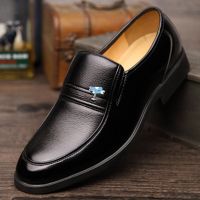 Mens leather shoes male black business suit leisure male spring shoes big yard breathable the elderly father