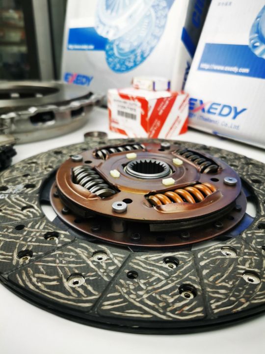 ชุดครัช-exedy-สำหรับtoyota-vigo-3-0-2-5-turbo-ขนาด-10-2-21ฟัน-ราคา-1-ชุด-มี4-ชิ้น-หวีครัช-แผ่นครัช-ลูกปืนครัช-ลูกปืนปลายเกียร์