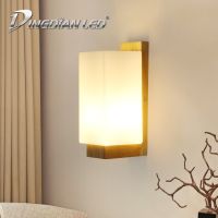 {ItalyNest shop}Dingdian E27โคมไฟติดผนัง LED ข้างเตียงนอนไม้เนื้อแข็ง LED ไฟติดผนังระเบียงทางเดินที่เรียบง่ายการตกแต่งห้องนั่งเล่นนอร์ดิก