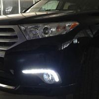 【528 Oiozkhjue ร้อน】☽ชุดไฟ DRL 1ชุดสำหรับรถยนต์ Toyota Highlander 2012 2013 2014รถ DRL LED เวลากลางวันฝาครอบไฟตัดหมอก Lampu Jalan มีสัญญาณสีเหลือง