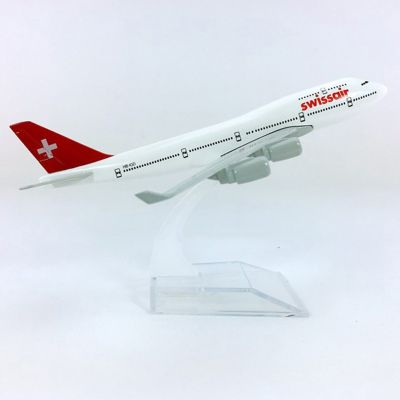 1/400 16CM Scale Boeing B747-400 Model Toy SWISS Airlines SWISSAIR Withbase Airbus Metal Alloy Aircraft Planecollectible Display