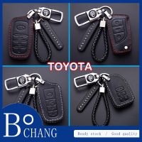 Bochang เคสคุณภาพสูงโคดหนังสำหรับ Toyota เคสกุญแจรีโมตพร้อมโลโก้ที่ใส่กุญแจรูปรถพวงกุญแจโลหะผสมสุดสร้างสรรค์