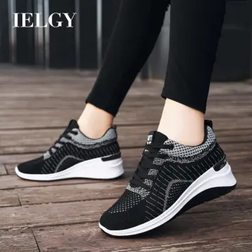 Cheap womens hot sale sneakers online