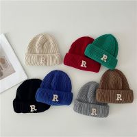 【YD】 Autumn/Winter childrens woolen hats boys and girls fashion letter melon skin Large candy-colored knit