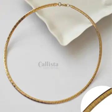 Omega chain with outlet pendant