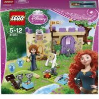 (แท้) LEGO Disney Princess Meridas Highland Games