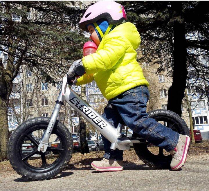 Strider pro classic children learn to ride a bicycle with adjustable