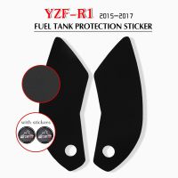 สำหรับยามาฮ่า YZFR1 YZF-R1 YZF R1 2015-2017ถังน้ำมันมอเตอร์ไซค์ปลอกปกป้องเข่าสติกเกอร์รูปลอกก๊าซที่ยึดเข่าแผ่นกันกระแทกด้านข้าง