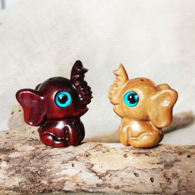 Q Version Cartoon Elephant Animal Crafts Pendant Natural Wood Laser Carving Handmade Polished Lucky Wealth Jewelry Charm Dangle