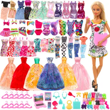 Barbie Fashionistas Doll & Playset, Ultimate Closet with Barbie Clothes (3  Outfits) & Fashion Accessories Including 6 Hangers