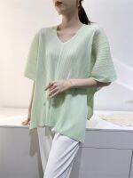 ▨✌™ Aiden001 Average Size (45-70Kg) Summer Shawl For Womens Two-Wear Loose High Elastic Non-Ironing Pleated Top Air-Conditioning Shirt Sunshade Pullover Cape 0872