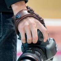卐 Camera Strap Camera Wrist Strap Hand Grip Soft Leather Wristband Quick Release Hand Grip Belt SLR Camera Accessories H8WD