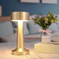 LED Retro Table Lamp Touch Dimming Eye Protection Table Lamp Dimming Three-color for Bar Coffee Table Restaurant Decor