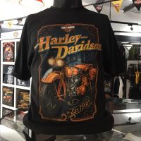 เสื้อยืดคอตตอน [S-5XL]เสื้อยืด OLP ลิขสิทธิ์แท้ HARLEY-DAVIDSON OF UBON RATCHATHANI - VINTAGE GOLD