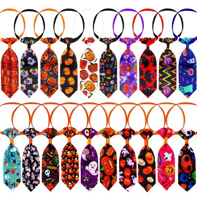 [HOT!] 50/100pcs Halloween Dog Grooming Accessories Skull Small Dog Neckties Pet Supplies Pet Dog Cat Ties For Dogs Pets Accessories