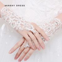 ✿☒♦ Elegant Beaded Lace Satin Short Bridal Gloves 2022 Fingerless Wedding Party Gloves White Ivory Wedding Accessories Veu De Noiva