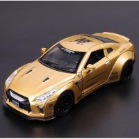 โมเดลรถยนต์Nissan GTR super run sound and light pull back door 1:32 alloy car   สีทอง