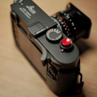 โลหะบริสุทธิ์ที่มีคุณภาพสูงสำหรับนิ้วหัวแม่มือขึ้นจับทำกล้องดิจิตอลเมานิ้วหัวแม่มือจับรองเท้าร้อนสำหรับ Leica M10-P M10R กล้อง