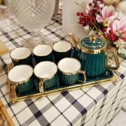Bộ ấm chén sứ trắng viền vàng phong cách Châu Âu