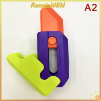 RonnieWEN 3D อุปกรณ์ประกอบฉากตลกผู้ใหญ่พิมพ์ลายแรงโน้มถ่วงลูกกระโดดหัวไชเท้าขนาดเล็กมีดปอกแครอทขนาดเล็กรุ่นมินิจี้นักเรียนรางวัลของเล่นการบีบอัด