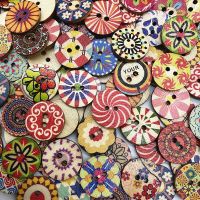 15-25mm Round Multiple Patterns Original Printed Round Wood Buttons Handmade Scrapbooking for Wedding Decor Accessories Haberdashery