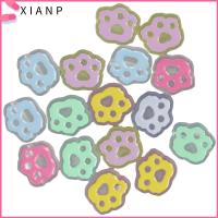 XIANP 36Pcs อะคริลิค ลูกปัดพิมพ์อุ้งเท้า รอยเท้าแมวรอยเท้า สีผสมกัน ลูกปัดเคลือบอีนาเมล Kawaii Bear Cat Dog PAW ลูกปัด รอยพระพุทธบาทลูกปัด การทำหัตถกรรมเครื่องประดับ DIY