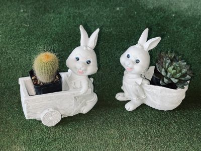 รูปปั้นสัตว์กระต่ายสองพี่น้องชาวสวน สำหรับใส่ต้นไม้เเต่งสวน
