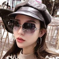 【YF】卐✐  2022  Fashion Oversized Rimless Sunglasses Luxury Brand Design Glasses