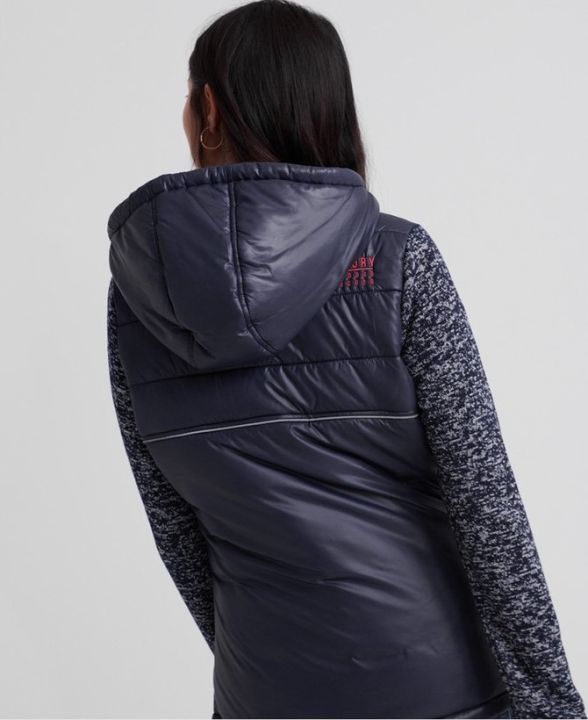 superdry-storm-classic-jacket-แจ็คเก็ตกันหนาว-แจ็คเก็ตแบบมีซิป-สำหรับผู้หญิง-สี-navy