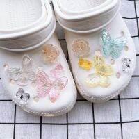 ชุดสูทปุ่มเครื่องประดับแบบใสรูปผีเสื้อสำหรับเครื่องประดับ DIY รองเท้าแบบมีหัวเข็มขัดรองเท้าเครื่องประดับรองเท้า [ไม่รวม]