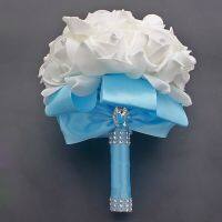 【In Stock】 zohwhk พรหม Baby Blue เข็มกลัดดอกไม้ช่อดอกไม้งานแต่ง De Mariage ช่อดอกไม้ประดิษฐ์สำหรับงานแต่งงาน PE เพชรกุหลาบริบบิ้น Bouquet W2017D