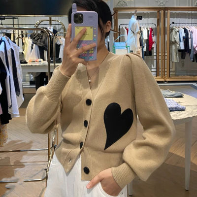 [Spot] V-neck love puff sleeve knitted cardigan coat womens short new autumn and winter sweaters outer wear 2023