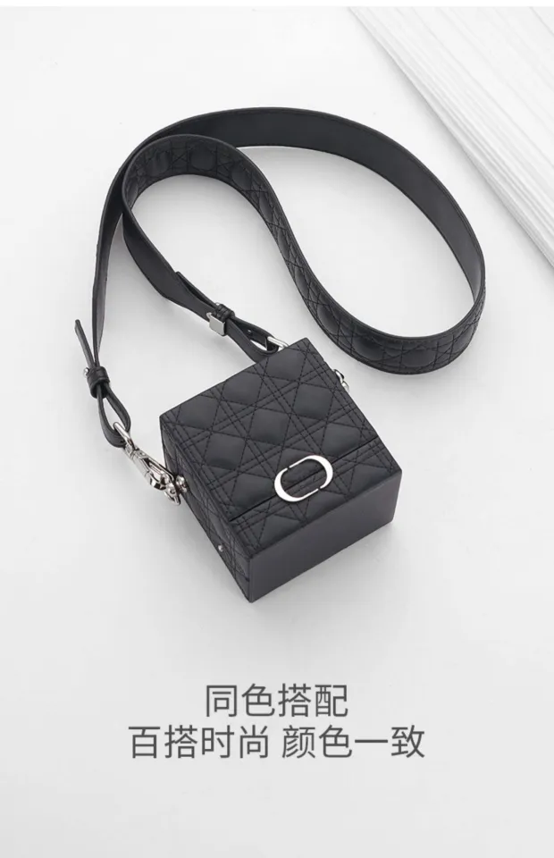 Jin Yansha wallet transformation chain accessories three in one