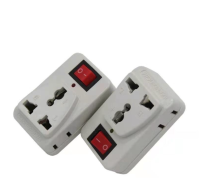 หัวแปลง ปลั๊กไฟ 2ขา สีขาว 250v US universal อะแดปเตอร์ซ็อกเก็ตแบบพกพาขยาย outlet converter ปลั๊กซ็อกเก็ต on off สวิตช์ไฟ พร้อมส่ง