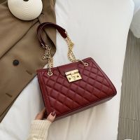 LEFTSIDE Chain Designer PU Leather Crossbody Bags For Women 2020 Womens Winter Simple Style Handbags Branded Trending Hand Bag