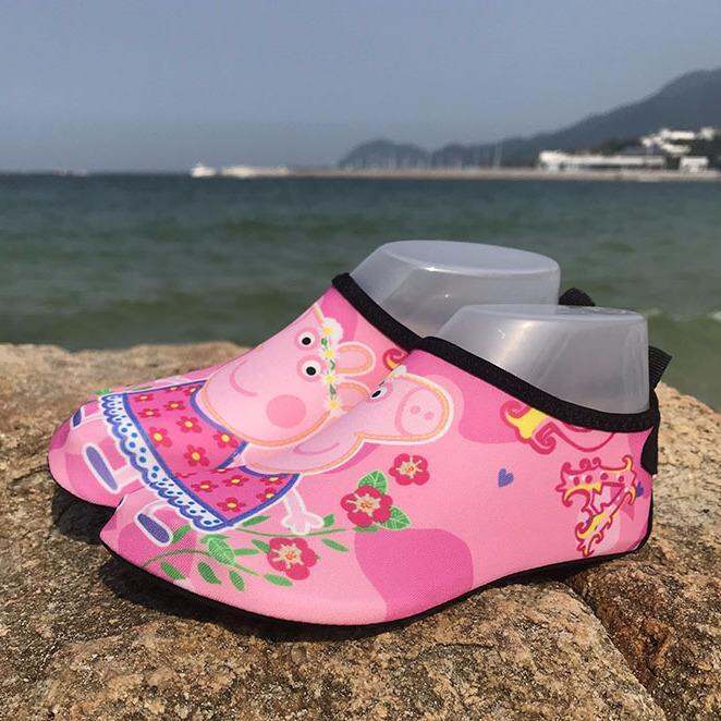 hot-sale-baby-beach-shoes-floor-childrens-barefoot-swimming-outdoor-non-slip-upstream-speed-interference-water-shoes