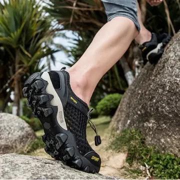 Trekking hot sale shoes lazada